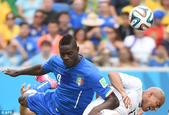 Italia – Uruguay (0-1): Arruzzi cay đắng chia tay World Cup ảnh 7