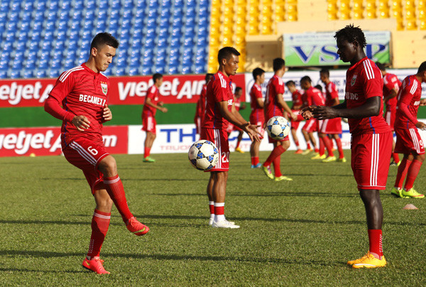 Anh Đức lập siêu phẩm, B.Bình Dương giành Siêu Cup ảnh 17
