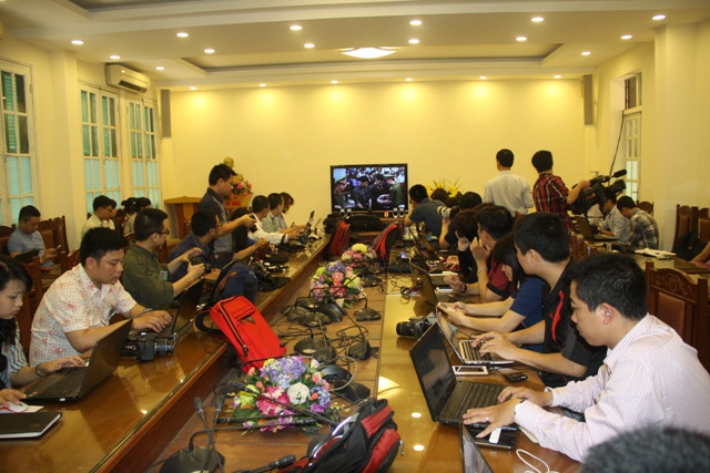 Trả hồ sơ, yêu cầu điều tra bổ sung vụ 'bác sỹ ném xác' ảnh 5