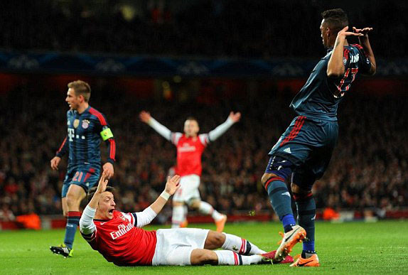 Hạ Arsenal, Bayern đặt một chân vào tứ kết ảnh 6