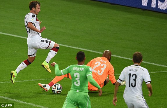 Đức- Algeria (2-1): 'Xe tăng' ì ạch vào tứ kết ảnh 12