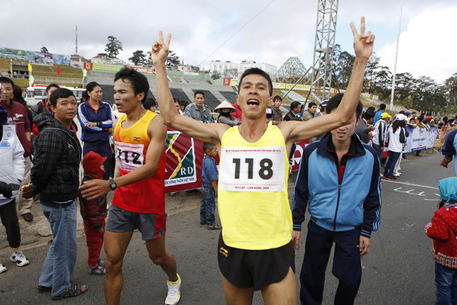 Giải Việt dã và marathon báo Tiền Phong: Tranh tài đỉnh cao ảnh 23