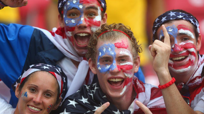 Ronaldo 'khai hỏa', Bồ vẫn phải tức tưởi hồi hương ảnh 17