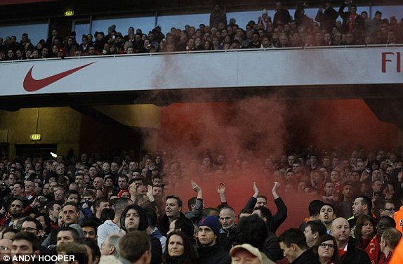 Arsenal-Liverpool (2-1): Ngậm ngùi 'Lữ đoàn đỏ' ảnh 1