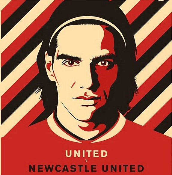 M.U vs Newcastle (3-1): 'Thủ lĩnh' tặng quà ảnh 15