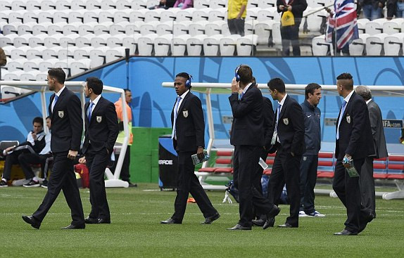 Uruguay-Anh (2-1): Luis Suarez trở thành 'tử thần' của Tam Sư ảnh 16