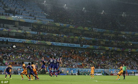 Bờ Biển Ngà - Nhật Bản (2-1): Quá nhanh, quá nguy hiểm ảnh 3