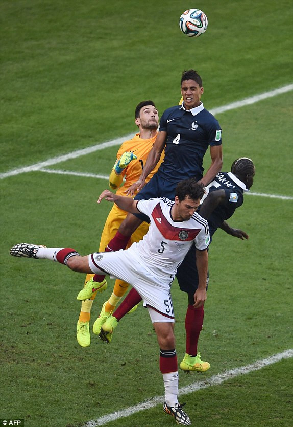 Pháp – Đức (0-1): Gà mà không gáy thì... về ảnh 4