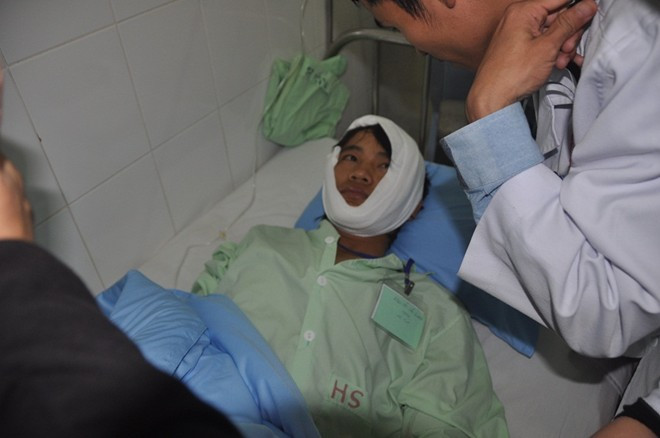 [LIVE] Nạn nhân sập hầm kể những ngày 'sống trong sợ hãi' ảnh 2