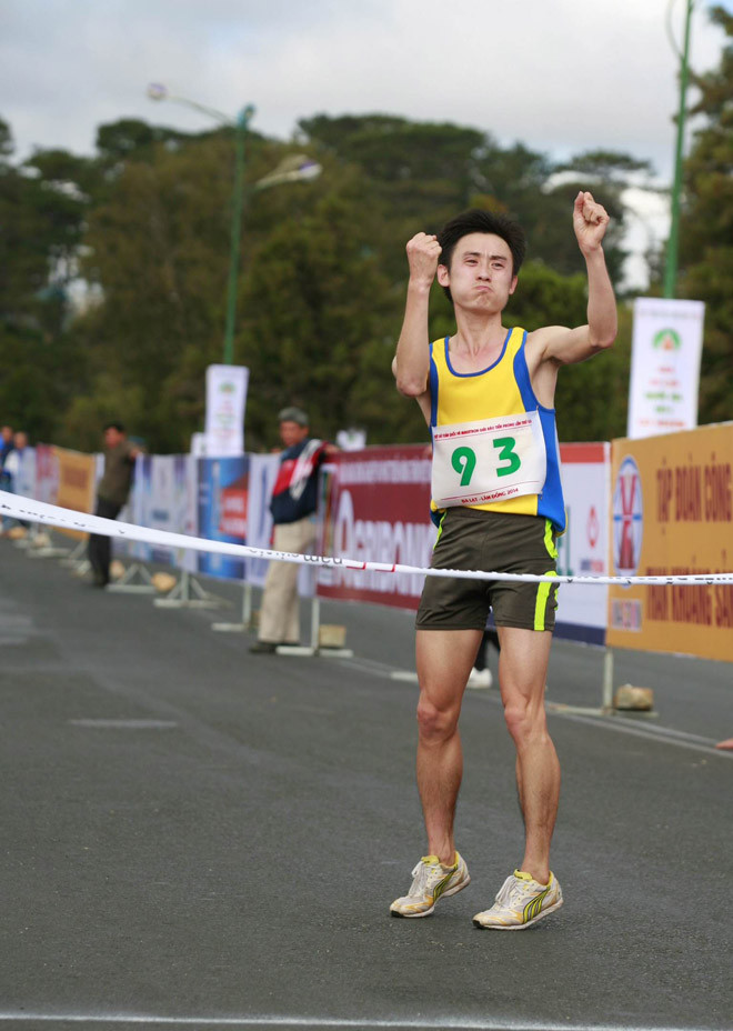 Giải Việt dã và marathon báo Tiền Phong: Tranh tài đỉnh cao ảnh 19