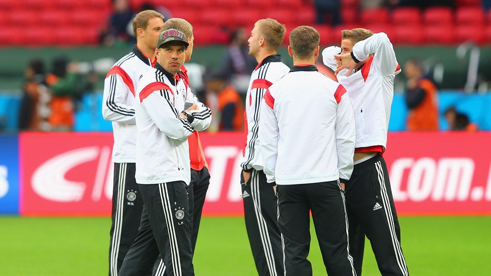 Đức- Algeria (2-1): 'Xe tăng' ì ạch vào tứ kết ảnh 18