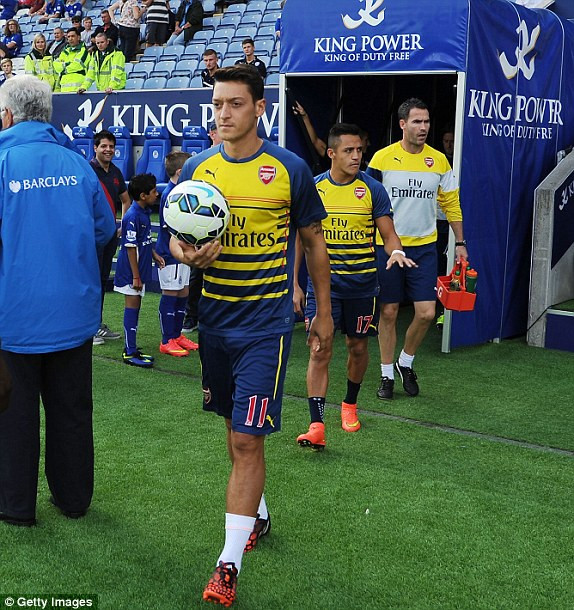 Leicester vs Arsenal: Pháo thủ bị níu chân ảnh 10