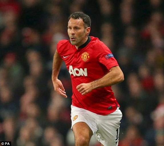 Van Persie thăng hoa, M.U ngược dòng kỳ vĩ ảnh 7