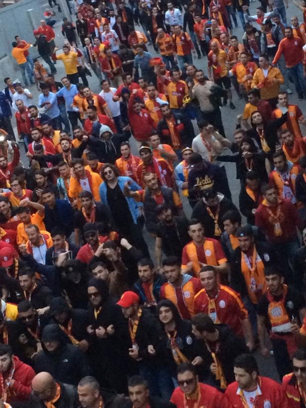 Arsenal vs Galatasaray (4-1): 'Cỗ pháo' Welbeck gầm vang ảnh 21