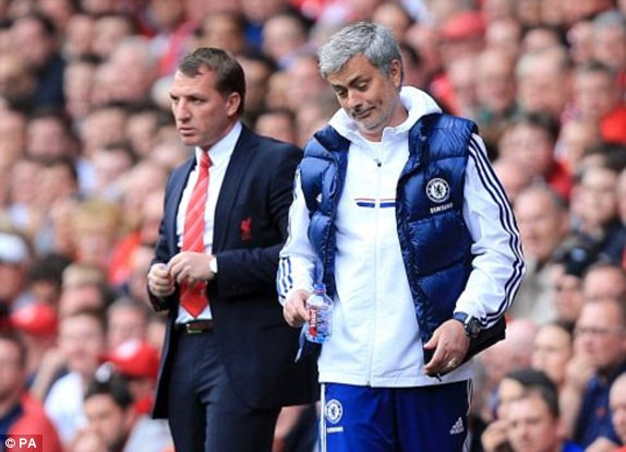 Liverpool-Chelsea (0-2): 'Cáo già' như Mourinho ảnh 5