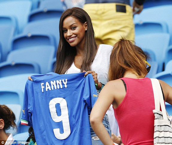 Italia – Uruguay (0-1): Arruzzi cay đắng chia tay World Cup ảnh 11