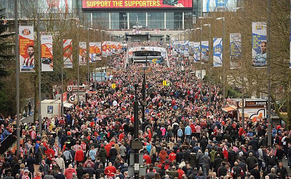 Man City ngược dòng lên ngôi vô địch ảnh 2