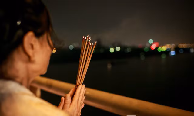 Trả hồ sơ, yêu cầu điều tra bổ sung vụ 'bác sỹ ném xác' ảnh 1