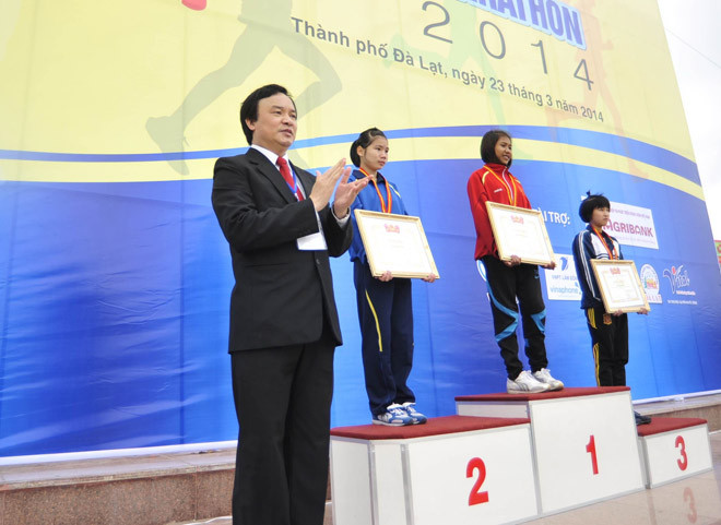 Giải Việt dã và marathon báo Tiền Phong: Tranh tài đỉnh cao ảnh 25