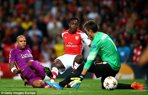 Arsenal vs Galatasaray (4-1): 'Cỗ pháo' Welbeck gầm vang ảnh 12