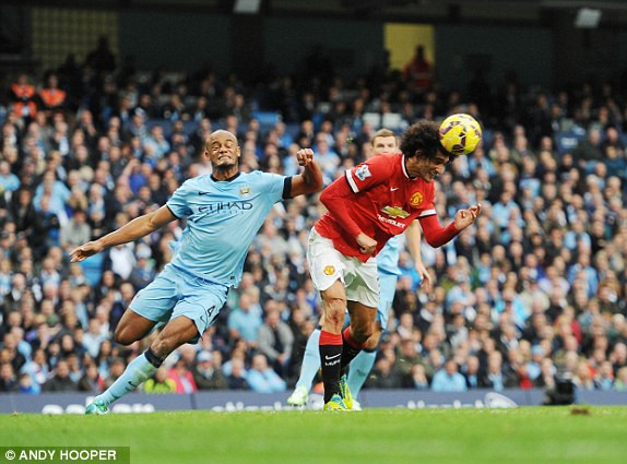 Man City-M.U (1-0): Quỷ đỏ ôm hận vì tội đồ Smalling ảnh 18