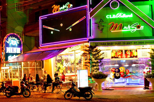 TƯỜNG THUẬT: Giới trẻ tưng bừng đón Giáng sinh ảnh 85