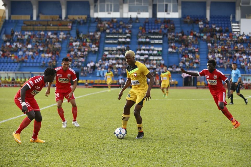 Anh Đức lập siêu phẩm, B.Bình Dương giành Siêu Cup ảnh 4