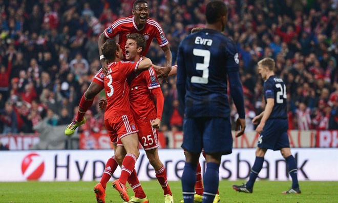 Bayern - M.U (3-1): Hoa hồng trên nấm mộ ảnh 4