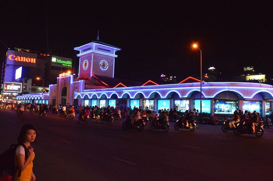 TƯỜNG THUẬT: Giới trẻ tưng bừng đón Giáng sinh ảnh 50