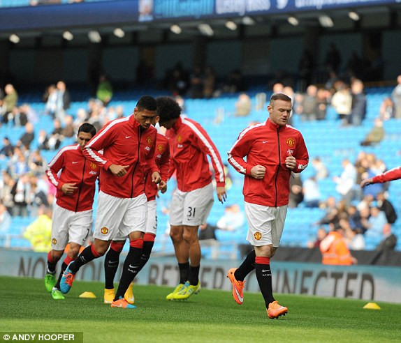 Man City-M.U (1-0): Quỷ đỏ ôm hận vì tội đồ Smalling ảnh 9