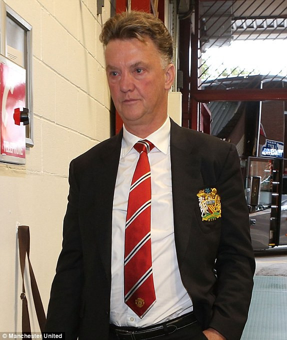 M.U-Swansea (1-2): Van Gaal nếm trái đắng ngày khai mạc ảnh 12