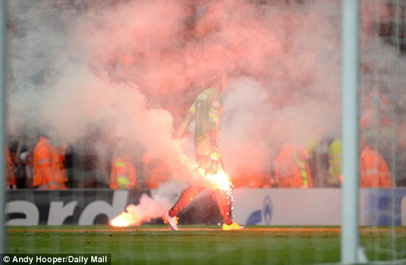 Arsenal vs Galatasaray (4-1): 'Cỗ pháo' Welbeck gầm vang ảnh 11
