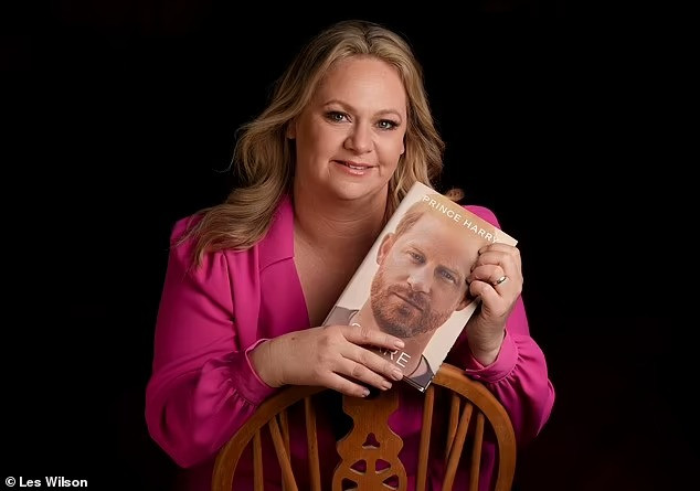 Sasha Walpole là người phụ nữ từng yêu Harry. Ảnh: Les Wibson.