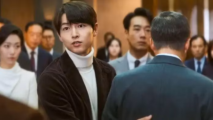 Song Joong Ki vào vai người đàn ông bị sát hại tái sinh trong thân xác cháu trai nhà tài phiệt. Ảnh: Reborn Rich.