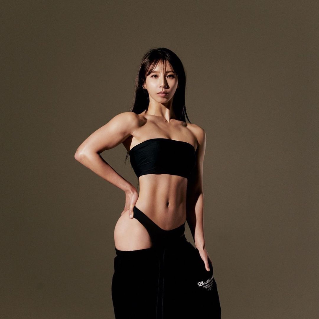 Kim Da Young là diễn viên đóng thế, từng tham gia các dự án như phim Carter. Ảnh: IG.