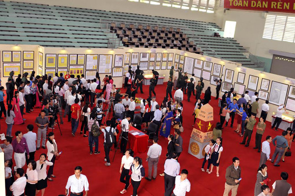 Khai mạc triển lãm Hoàng Sa, Trường Sa ở Gia Lai ảnh 6