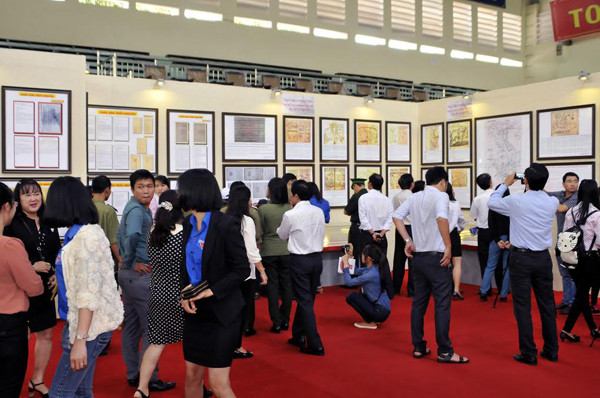 Khai mạc triển lãm Hoàng Sa, Trường Sa ở Gia Lai ảnh 4