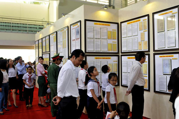 Khai mạc triển lãm Hoàng Sa, Trường Sa ở Gia Lai ảnh 3