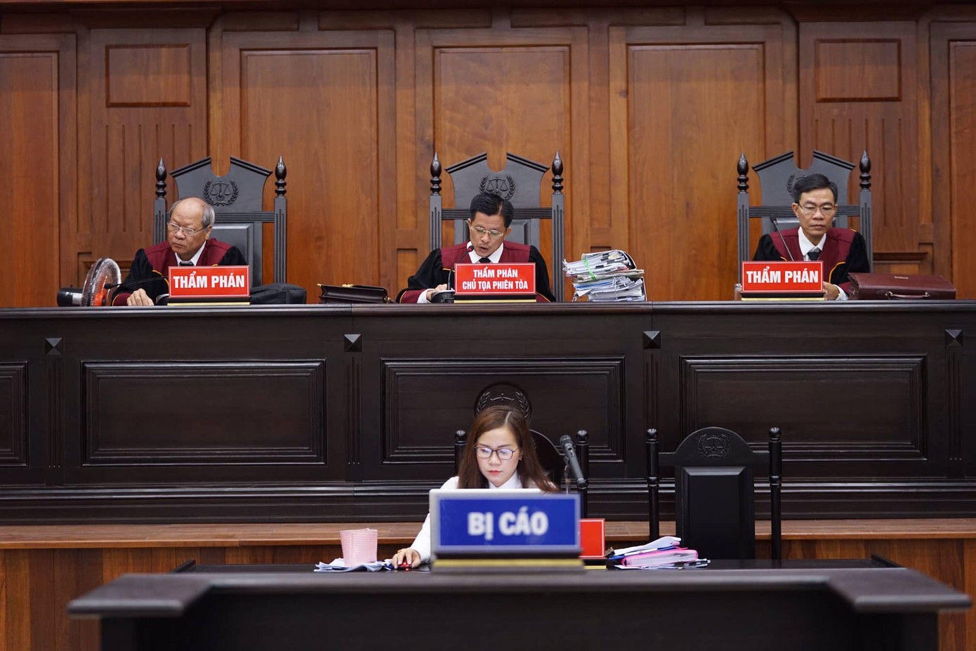 Bất ngờ xử kín vụ ly hôn vợ chồng ‘vua cà phê’ Trung Nguyên ảnh 2