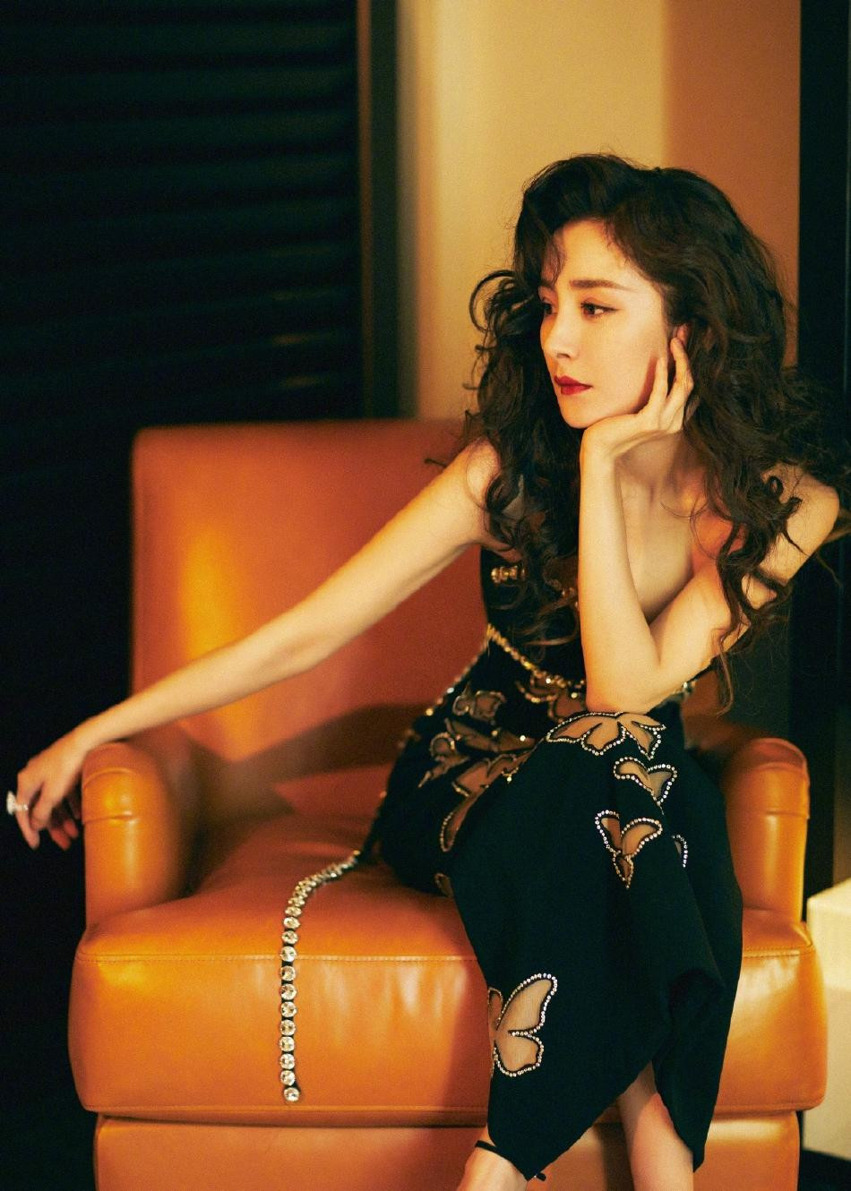 Dương Mịch hóa mỹ nhân Hong Kong xưa, nhan sắc say đắm lòng người ảnh 9