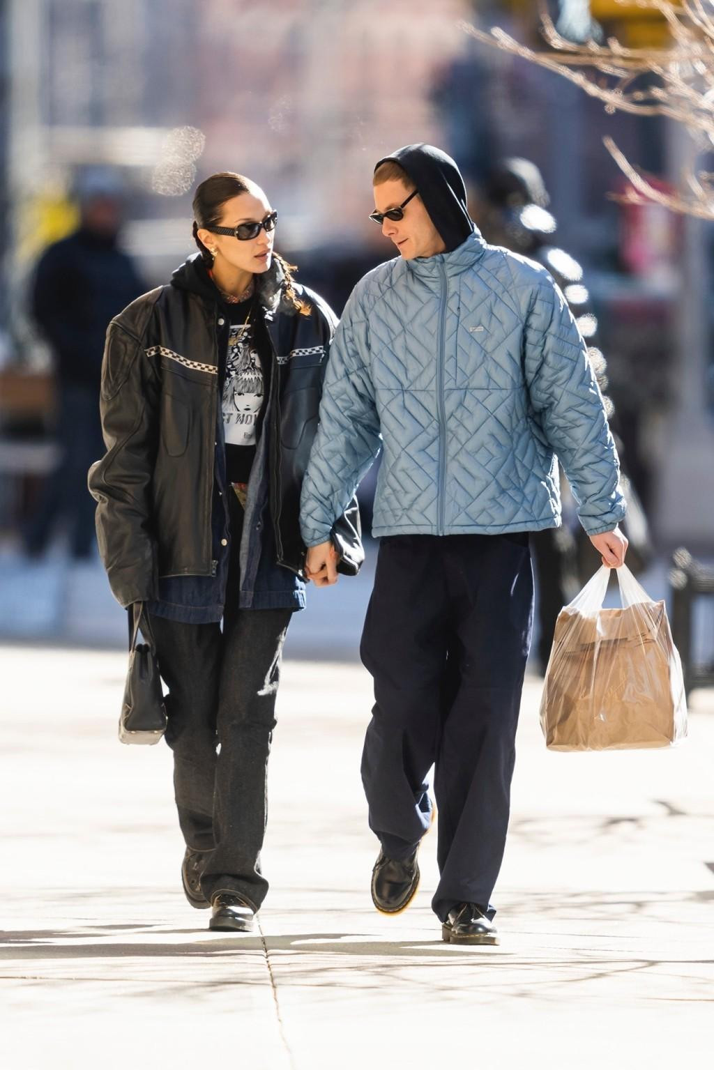 Bella Hadid và bạn trai Marc Kalman có một ngày hẹn hò bình dị và ấm áp.