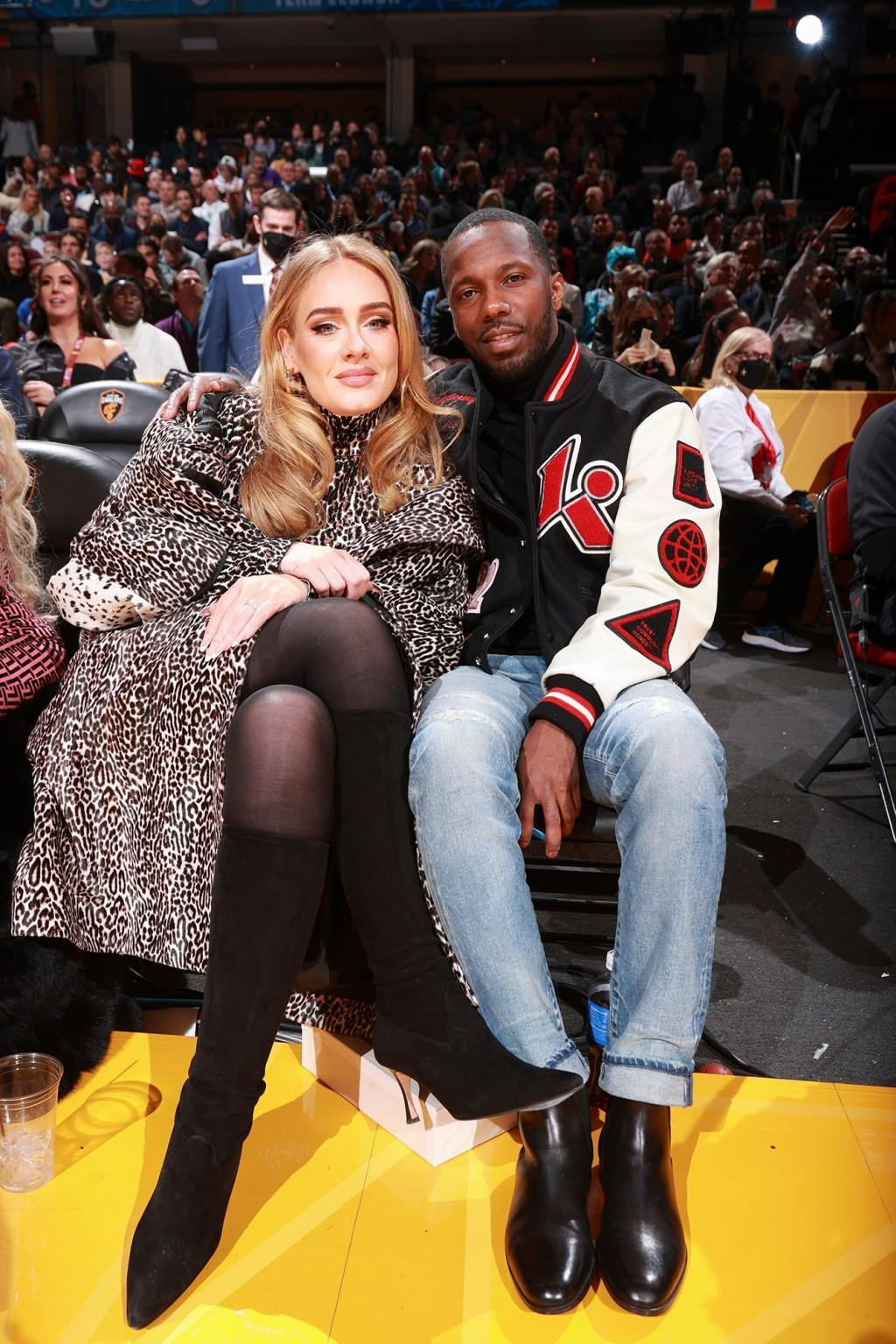 Adele đang trong thời kỳ tình yêu mặn nồng với bạn trai Rich Paul.