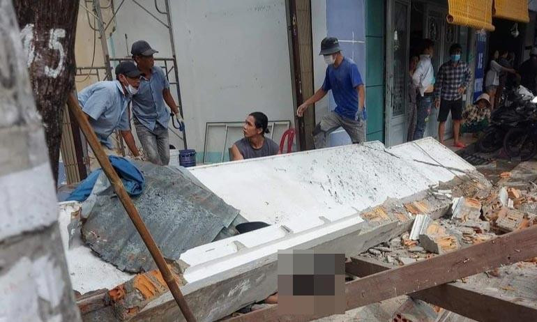 Hiện trường vụ sập bê tông. Ảnh: DT