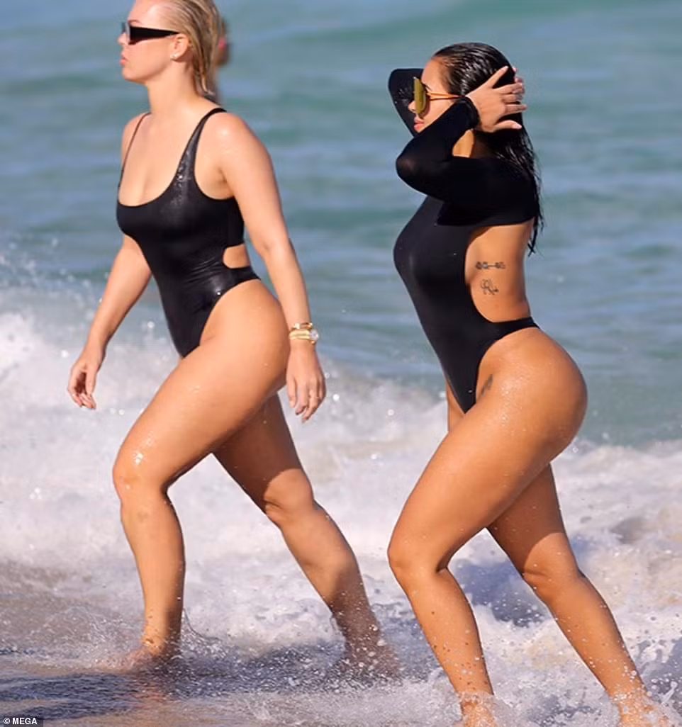 Chaney là người mẫu kiêm người có ảnh hưởng trên Instagram. Cô được cho là tình mới của Kanye sau khi anh chấm dứt chuyện tình cảm với nữ diễn viên Julia Fox.