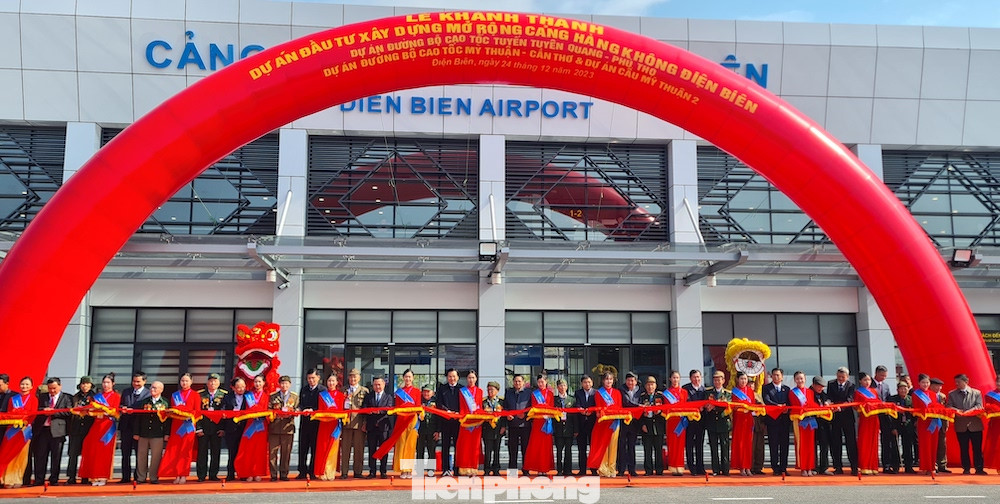 Sân bay Điện Biên được mở rộng, đảm bảo khai thác máy bay A320/321 và tương đương, hướng tới kỷ niệm 70 năm chiến thắng Điện Biên Phủ.