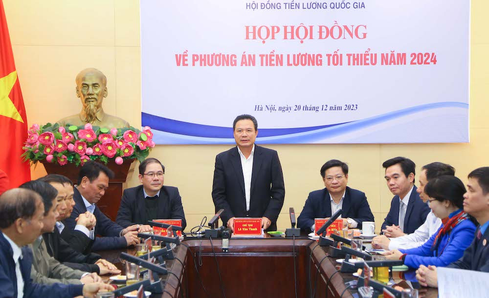 Hội đồng Tiền lương quốc gia thông qua phương án tăng lương tối thiểu vùng từ ngày 1/7/2024 thêm 6% so với hiện hành. Hội đồng Tiền lương quốc gia thông qua phương án tăng lương tối thiểu vùng từ ngày 1/7/2024 thêm 6% so với hiện hành.