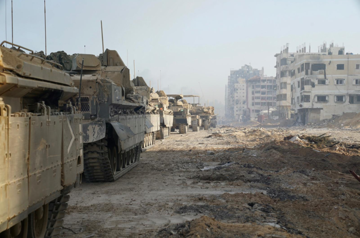 Đoàn xe quân sự của Israel ở Dải Gaza. (Ảnh: Times of Israel)