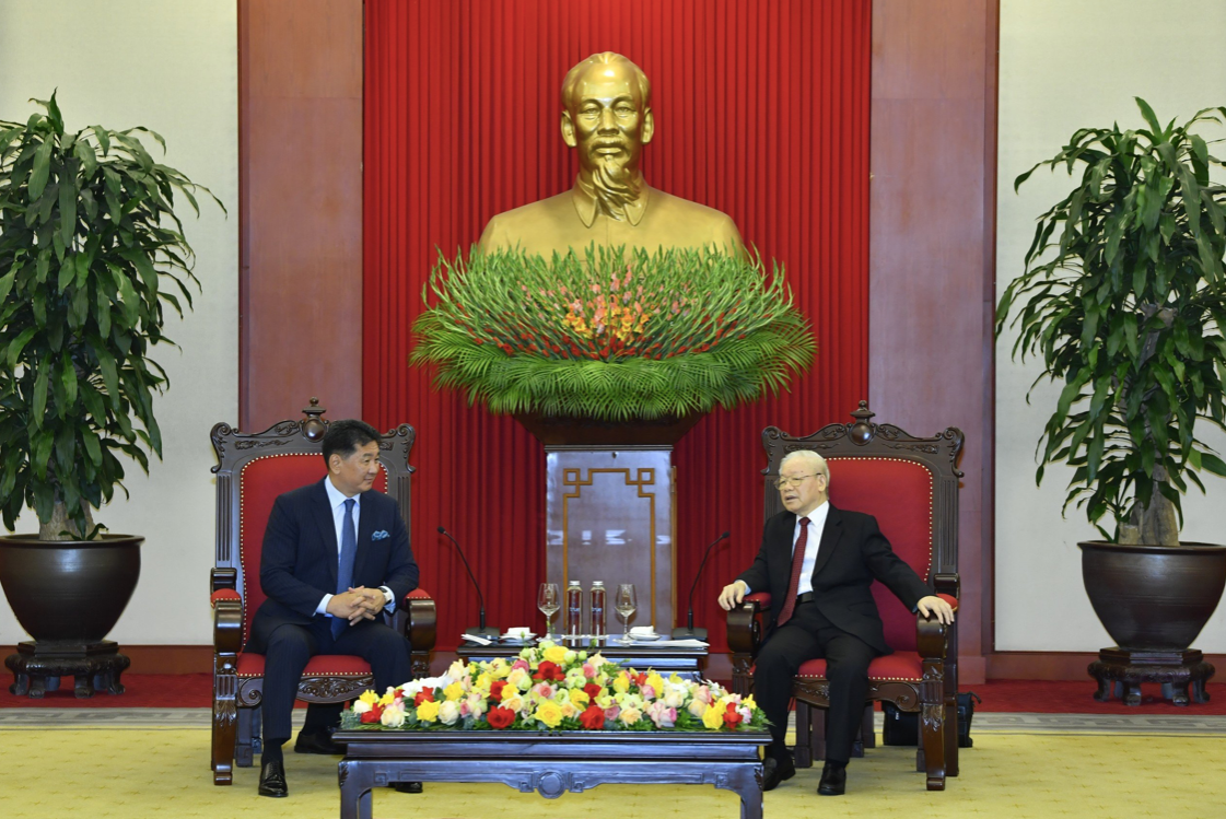 Tổng Bí thư Nguyễn Phú Trọng tiếp Tổng thống Mông Cổ Ukhnaagiin Khurelsukh, ngày 1/11. (Ảnh: Nhật Minh) Tổng Bí thư Nguyễn Phú Trọng tiếp Tổng thống Mông Cổ Ukhnaagiin Khurelsukh, ngày 1/11. (Ảnh: Nhật Minh)