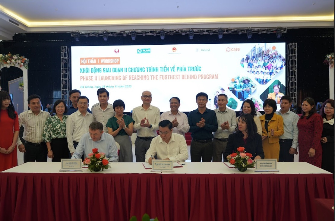 Lễ ký kết khởi động giai đoạn 2 của chương trình "Tiến về phía trước". (Ảnh: Plan International)