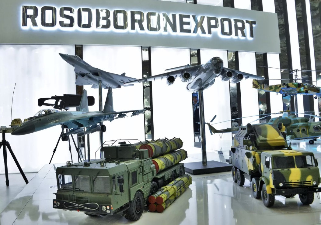 Mô hình các sản phẩm quốc phòng Rosoboronexport. (Ảnh: Sputnik)